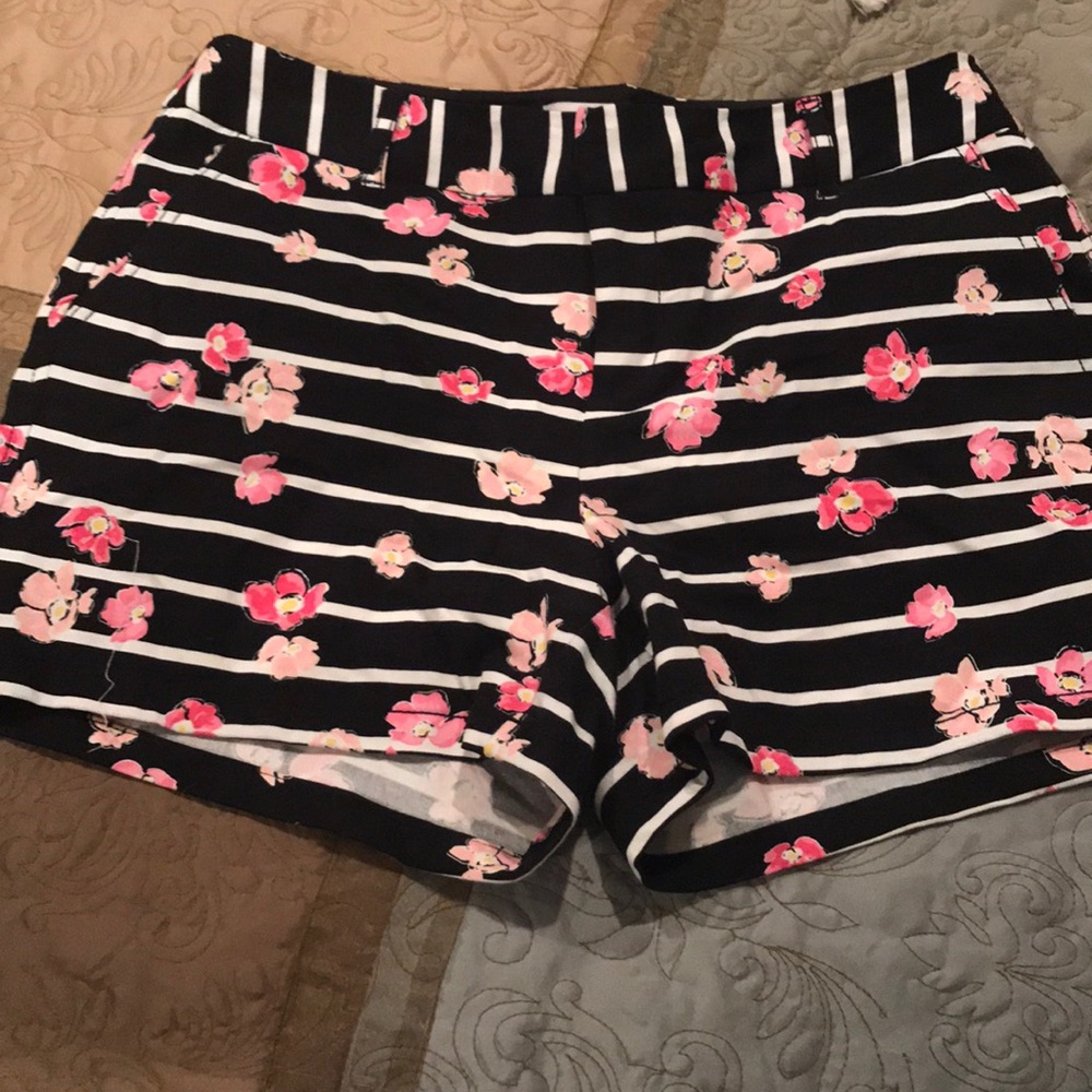 ELLE shorts
